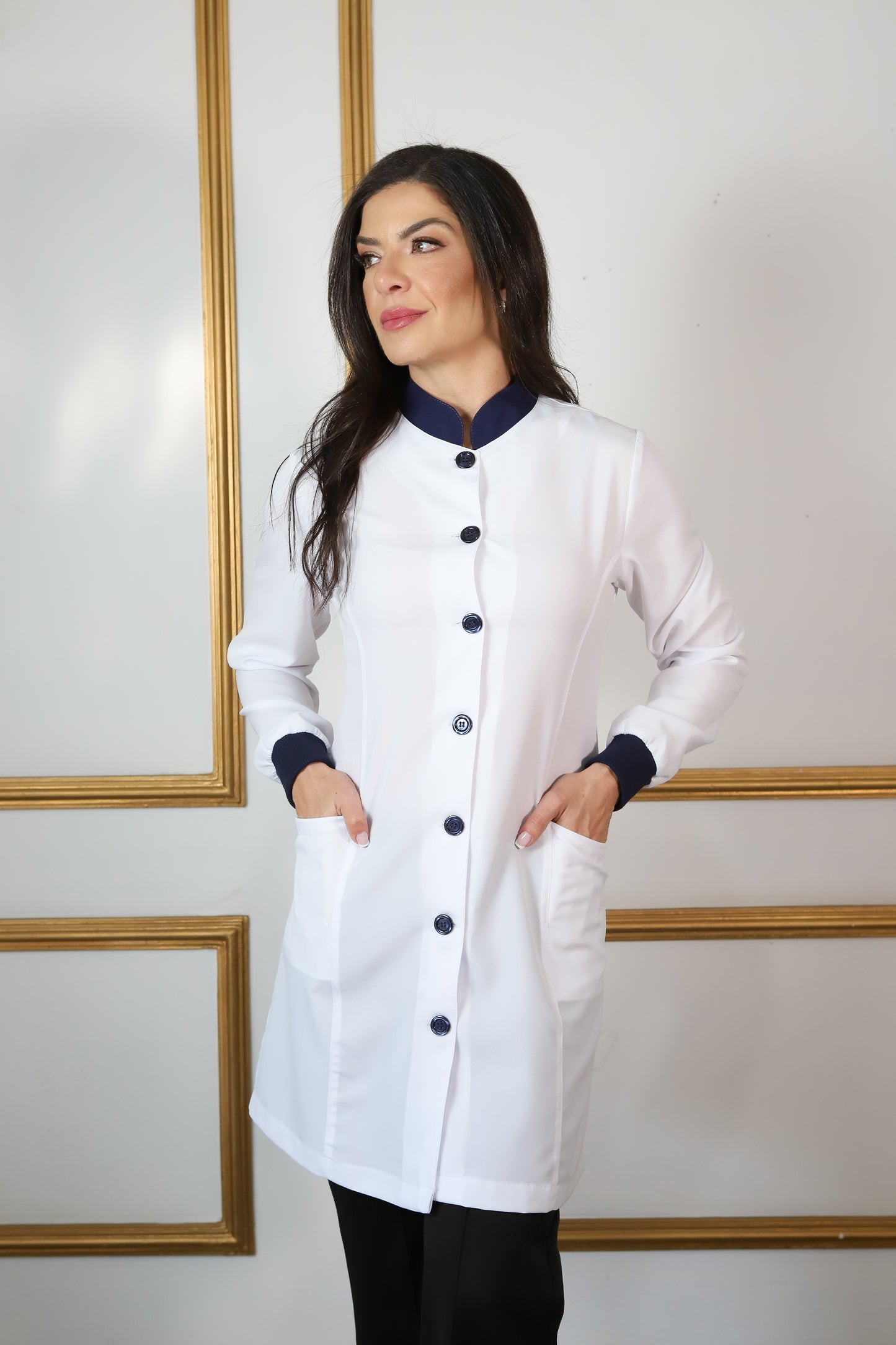 Jaleco Feminino Manu Branco com Marinho