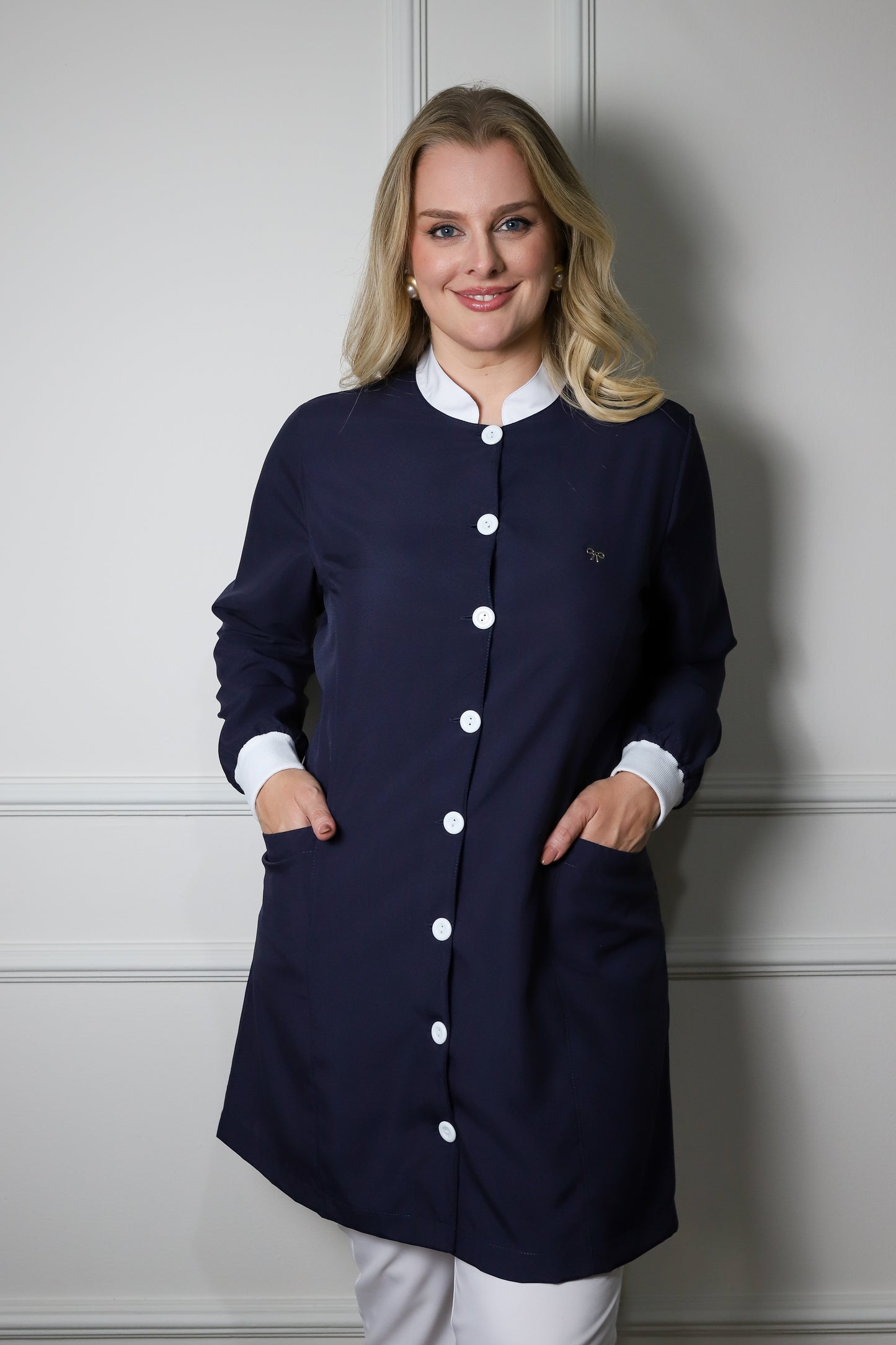Jaleco Plus Size Feminino Manu Marinho com Branco