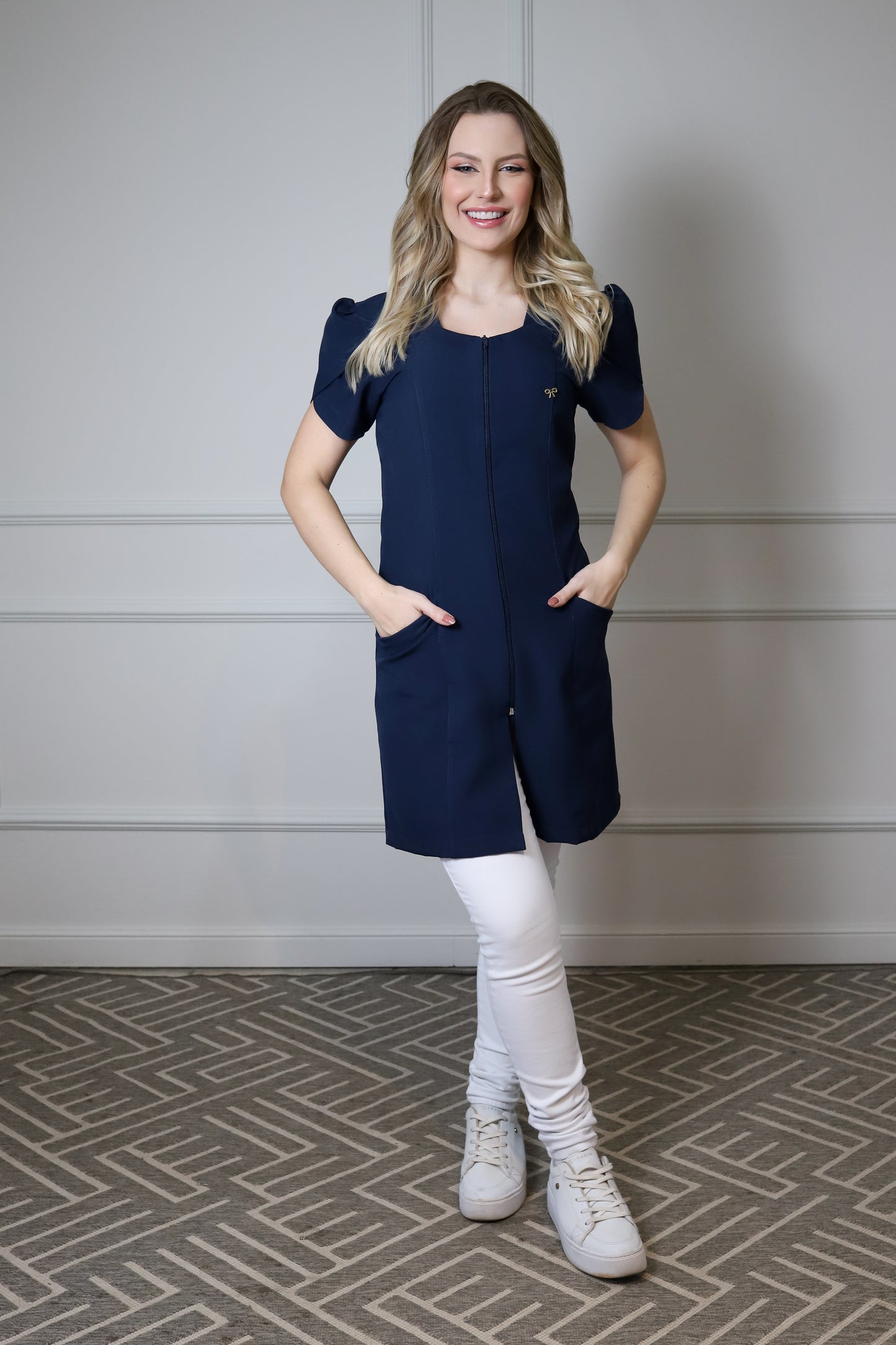 Jaleco Feminino Bárbara Azul Marinho