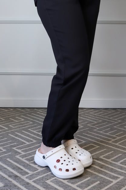 Scrub Feminino Dália Negra