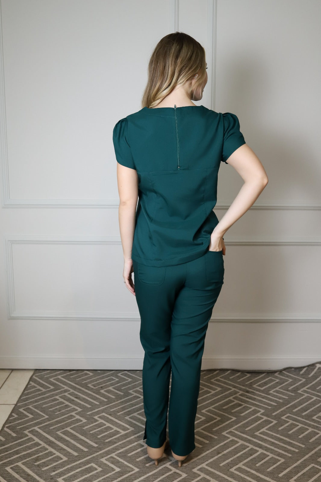 Scrub Feminino Tulipa Verde Esmeralda
