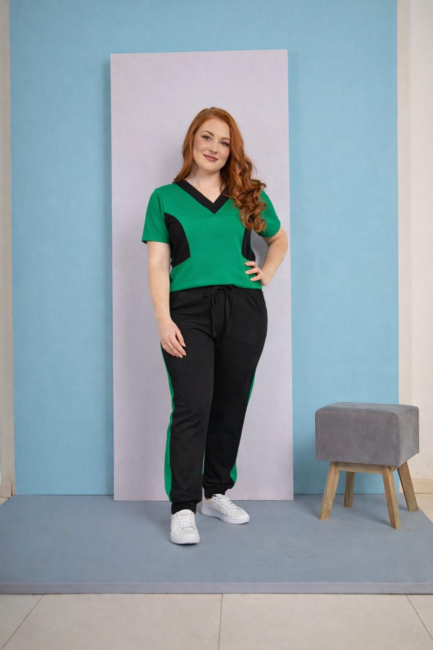 Scrub Feminino Confy Verde Esmeralda com Preto | Tam M